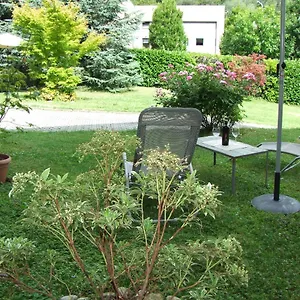 Apartment Monolocali In Casa Con Giardino